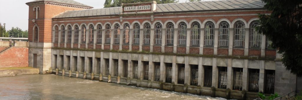 Chivasso. Edificio d'imbocco del Canale Cavour